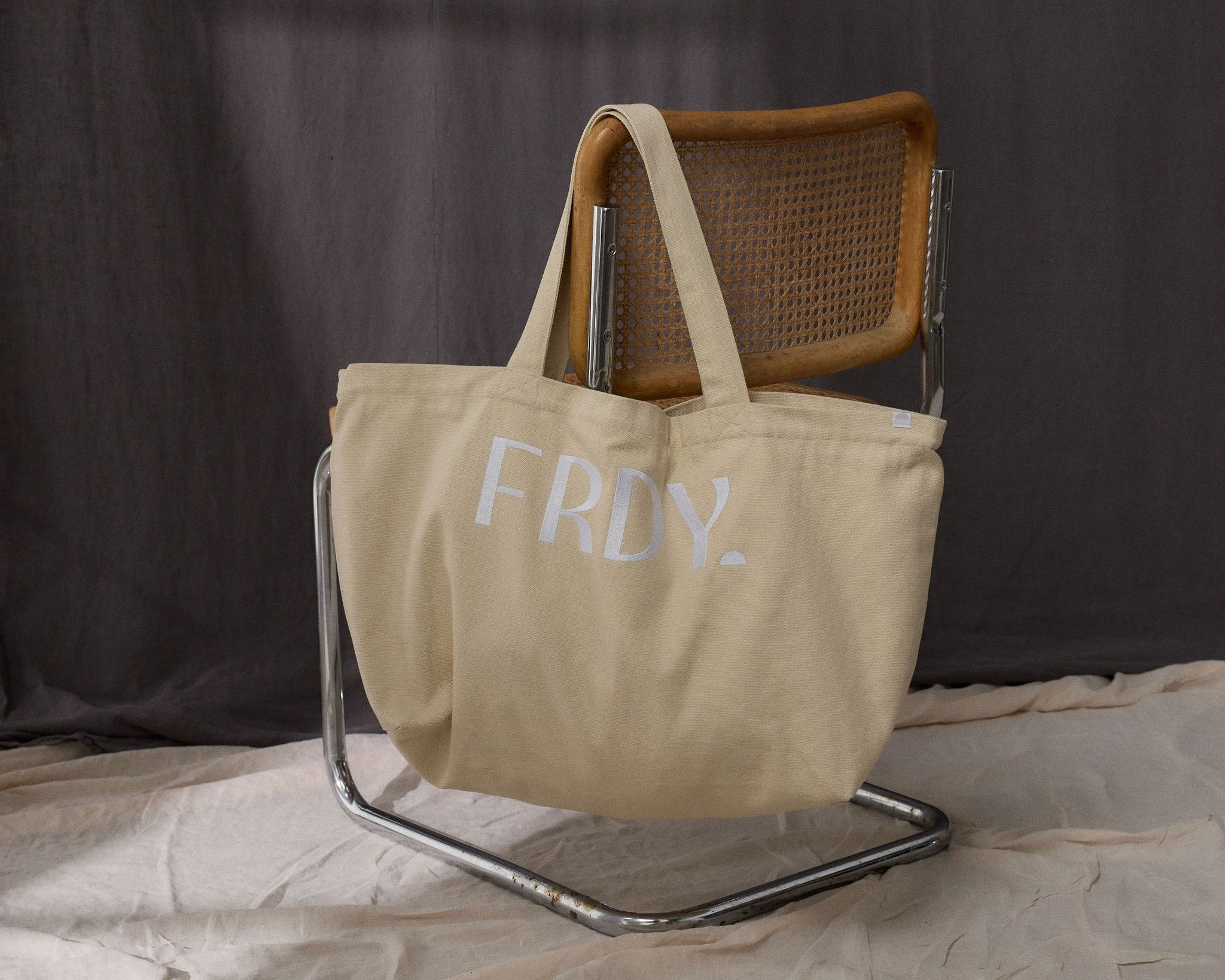 TOTE BAGS
